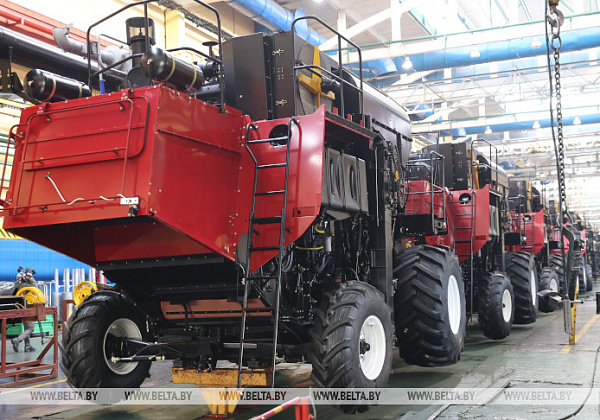 Belarusian agricultural machinery maker Gomselmash to make 3,500 self-propelled machines in 2024