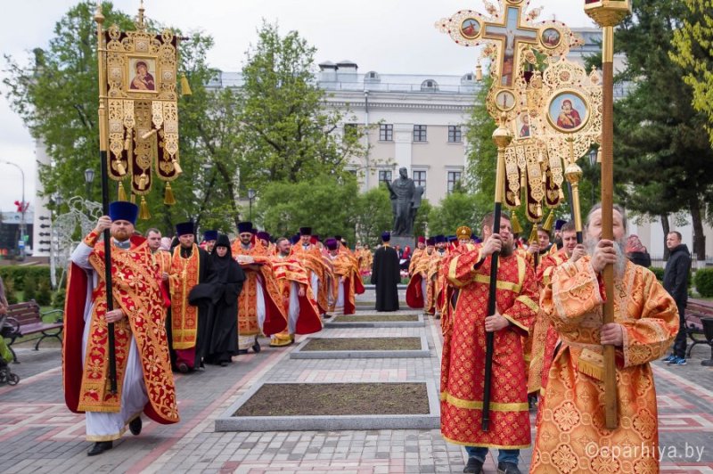 КРЕСТНЫЙ ХОД СОСТОЯЛСЯ В ГОМЕЛЕ