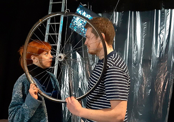 Гомельский молодежный театр 29 мая представит премьеру "Семь снов о тебе"