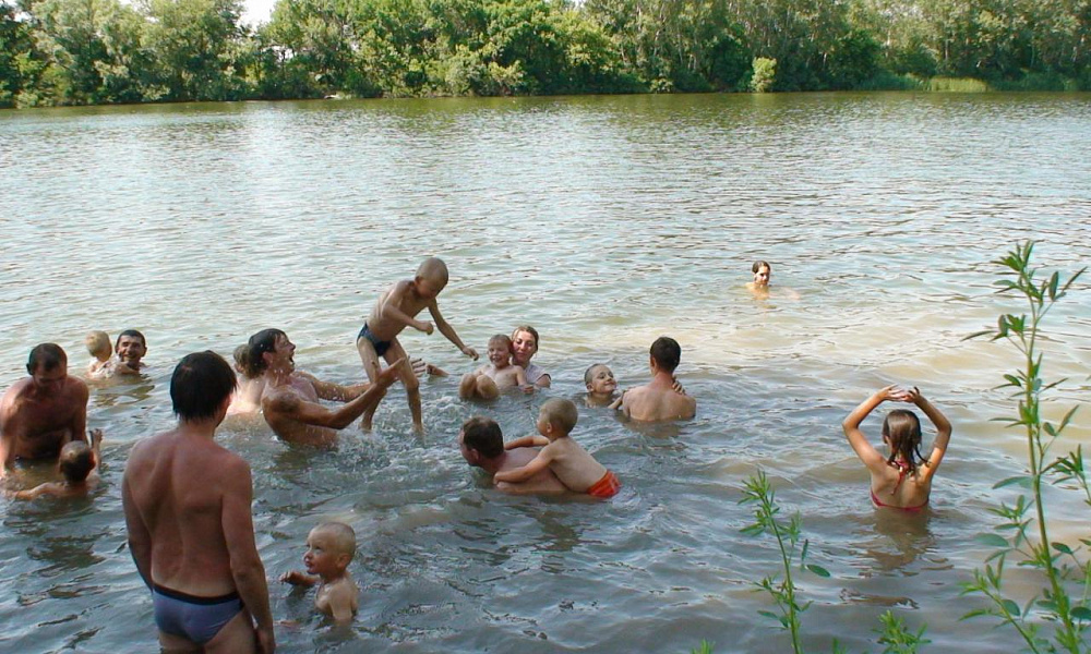 ВОДА НЕ ПРОЩАЕТ БАЛОВСТВА