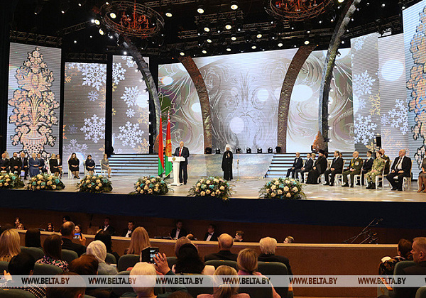Лукашенко рассказал о скрепах, на которых развивалась национальная государственность 