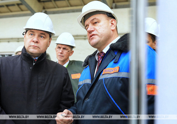 Belarus PM visits Gomel Chemical Plant